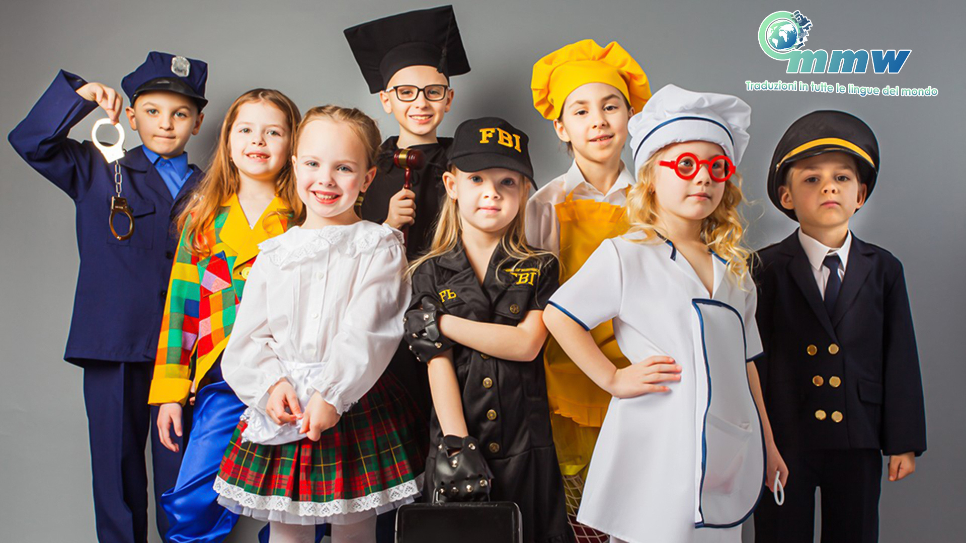 Bambini in costume di carnevale durante una festa scolastica – simbolo delle sfide educative nel concorso scuola 2025